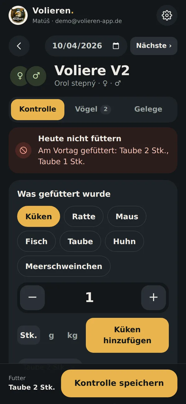 Kontrolle einer Voliere mit Futterauswahl